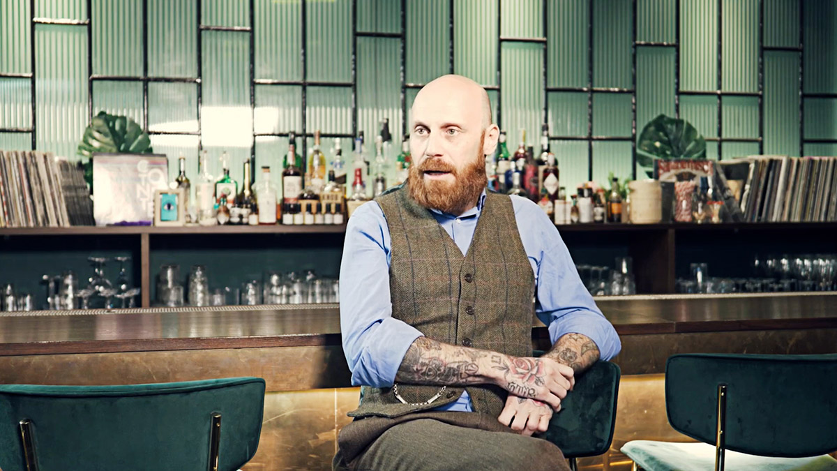 Barman & Bartenders