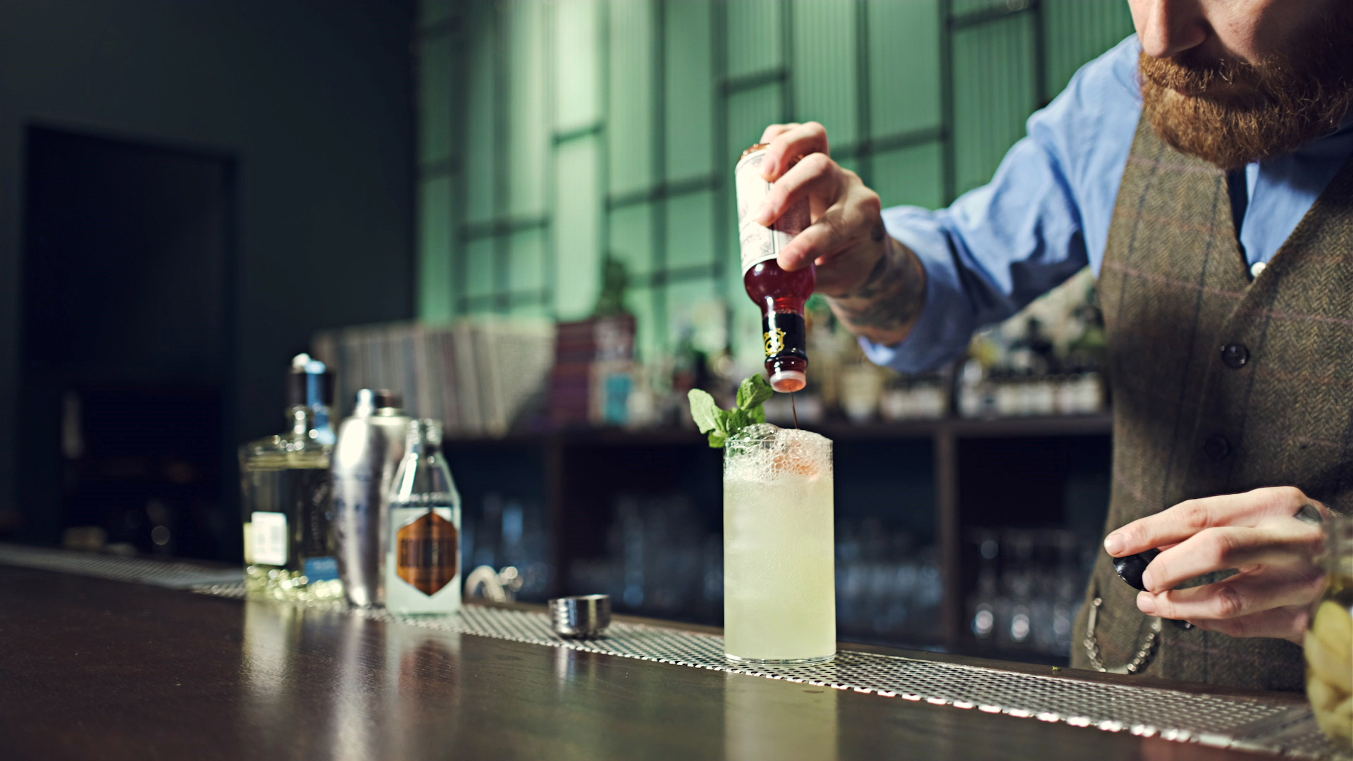 Barman & Bartenders